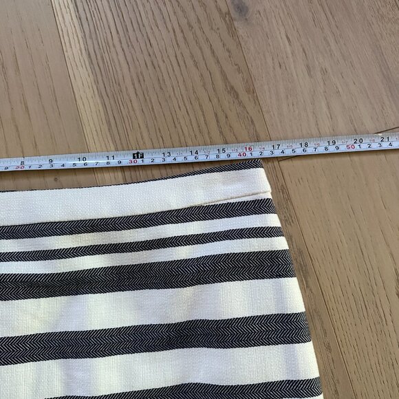 NWOT J.Crew Herringbone Striped Pencil Skirt, SIze 8 - Picture 8 of 8